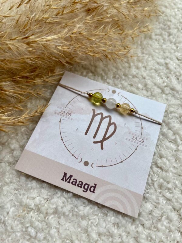 Geboortesteen armbandje Maagd op kaartje met naam en sterrenbeeld