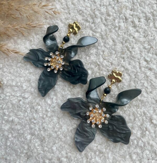 Blooming Aura oorbellen - Onyx - Zwart