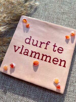 keramieken tegel met carneool