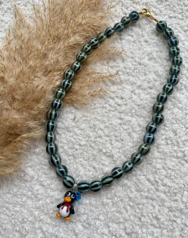 Eigenwijze ketting met pinguïn stijlvol en uniek.